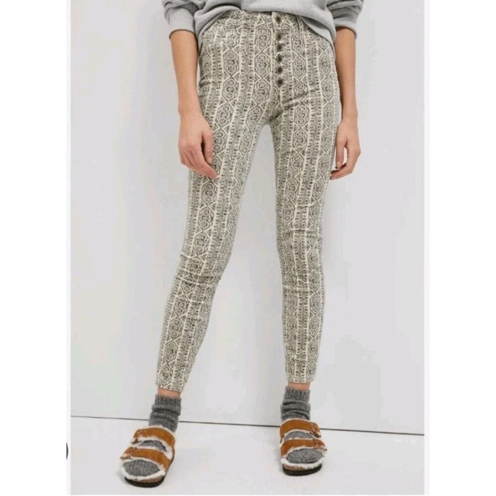 Pilcro Cream Black Corduroy High Rise Button Fly‎ Cropped Skinny Pants Size 28